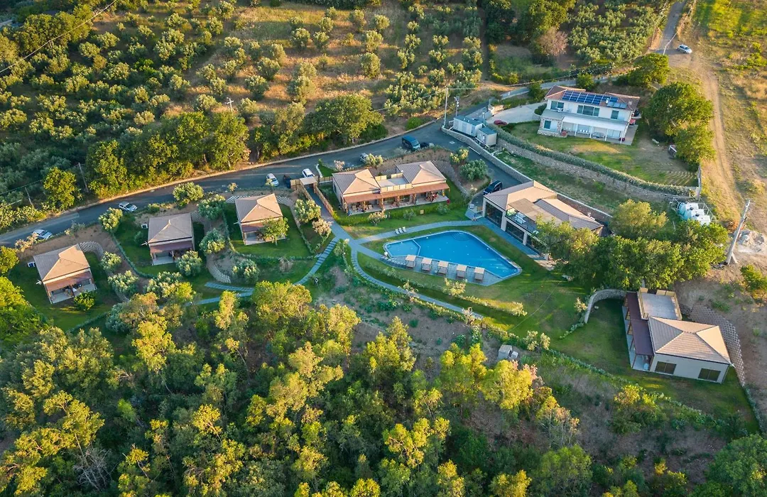 Hang Loose Cottage Hotel&Resort 4 stelle Gizzeria Calabria-1